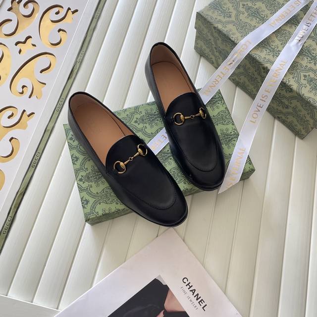 出厂： GUCCI 古驰2025顶级专柜 新款限定官网上新 独家首发 GUCCI 古驰 25SS 经典全系半拖 单鞋 一脚蹬 毛半拖 Gucci半拖 Gucci