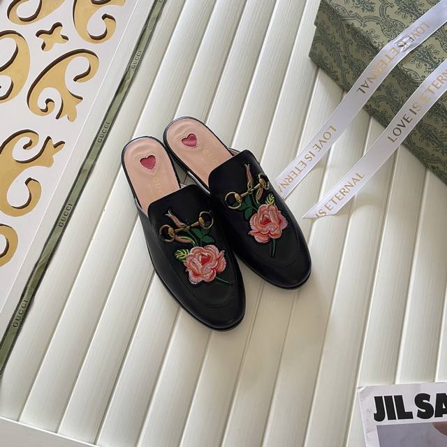 出厂： GUCCI 古驰2025顶级专柜 新款限定官网上新 独家首发 GUCCI 古驰 25SS 经典全系半拖 单鞋 一脚蹬 毛半拖 Gucci半拖 Gucci