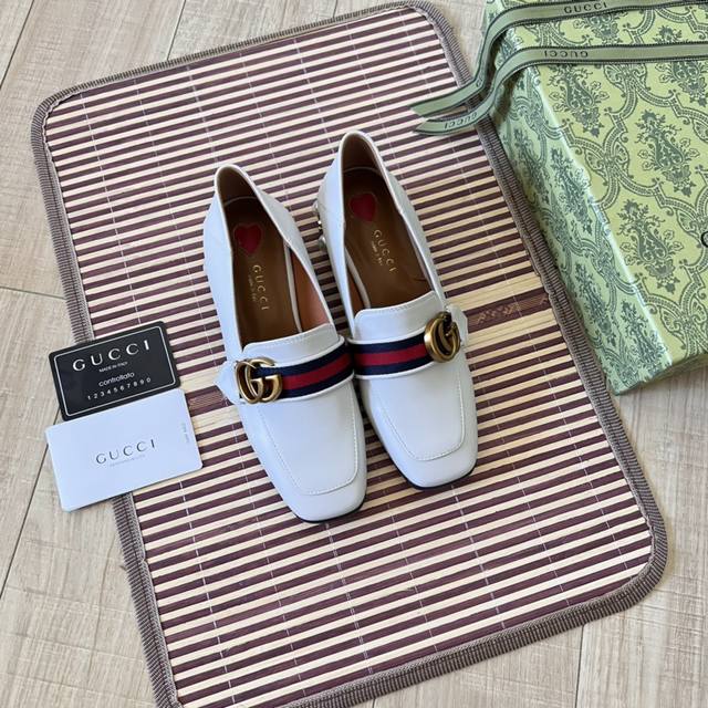 出厂： GUCCI 古驰2024顶级专柜 情侣新款官网上新 全球首发 GUCCI 古驰24初夏-双F方头乐福鞋 半拖Gucci经典乐福鞋 情侣新款INS时尚推荐