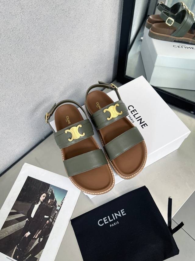 Celine 2025新款凉鞋，凯旋门金属logo皮带扣牛皮面凉鞋生胶防滑底，防水台凉鞋35-41，出厂