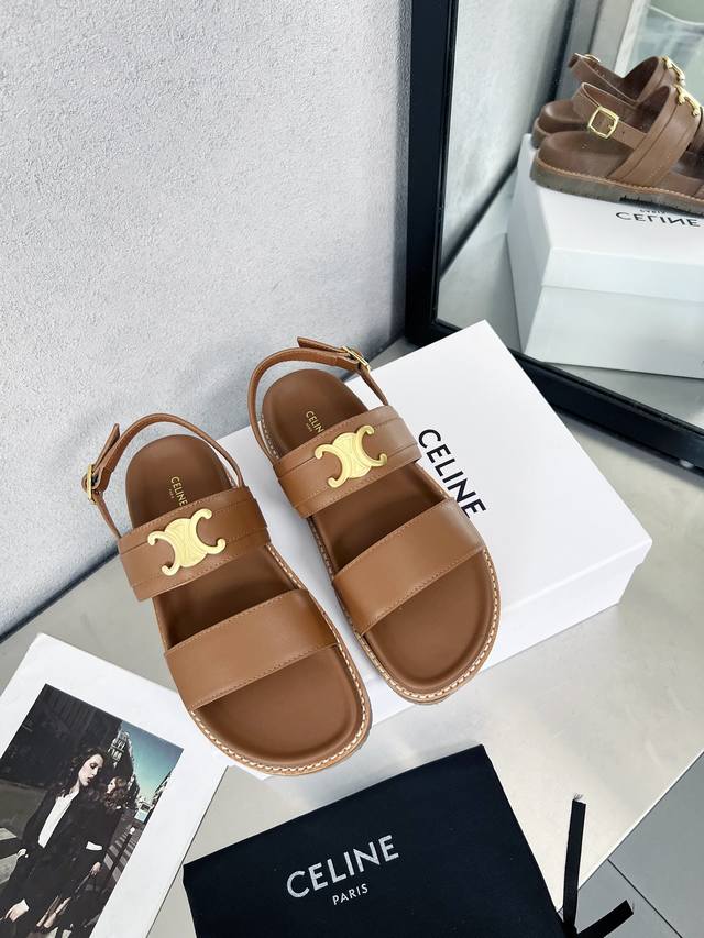 Celine 2025新款凉鞋，凯旋门金属logo皮带扣牛皮面凉鞋生胶防滑底，防水台凉鞋35-41，出厂