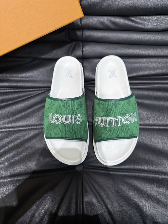 38-45 45定做 Louis V*高端精品 奢品拖鞋，1:1高端品质，休闲阳光宽松舒适型，最高版本高品质精品，经夏季必入哦！