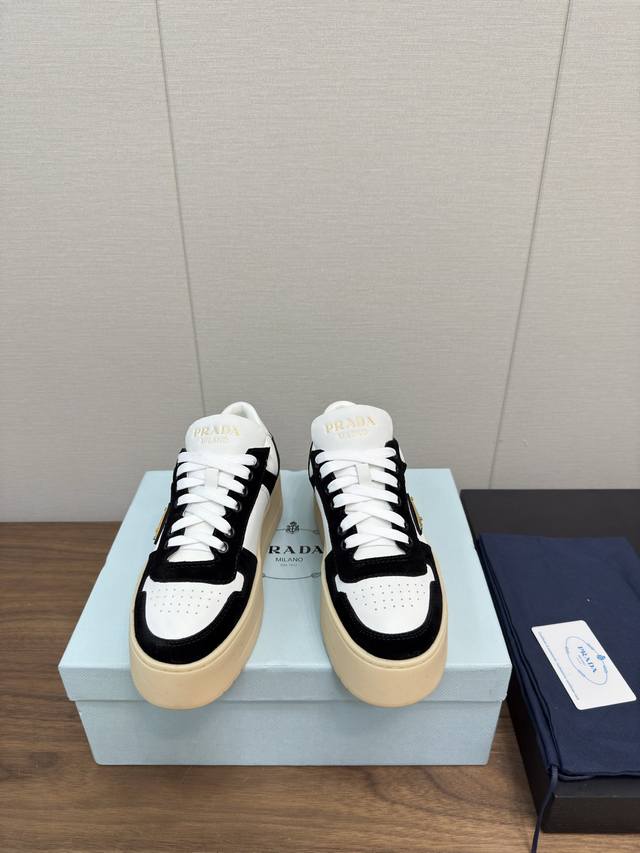 顶级版 Prada普拉达 最新Downtown Bold系列 厚底 松糕鞋 三角标 休闲鞋运动鞋 小白鞋原版购入开发 做货 Downtown Bold运动鞋从1