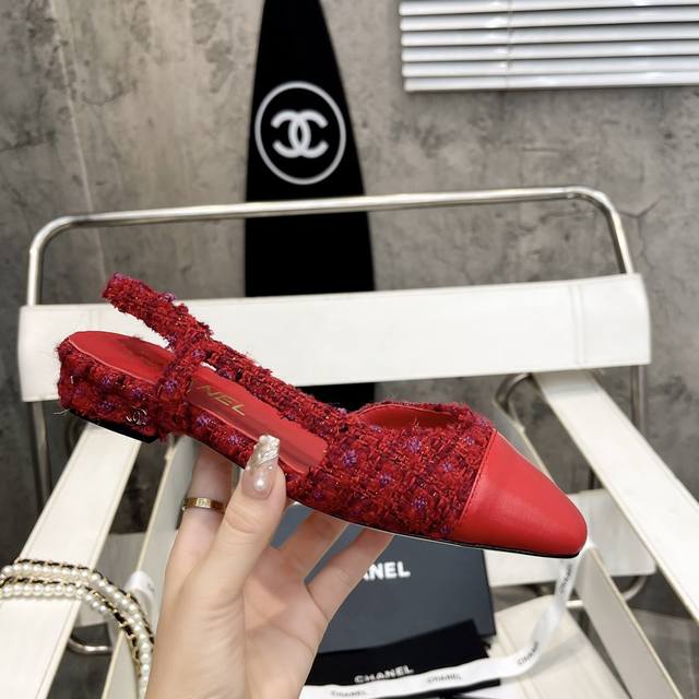 CHANEL 香奈儿平底全系列全明星都喜欢的时尚经典凉鞋面料 ［］混种羊皮内里 ［］丝绸绵羊里鞋垫 ［］丝绸绵羊鞋底［］意大利进口真皮大底包装［］香奈儿原盒包装